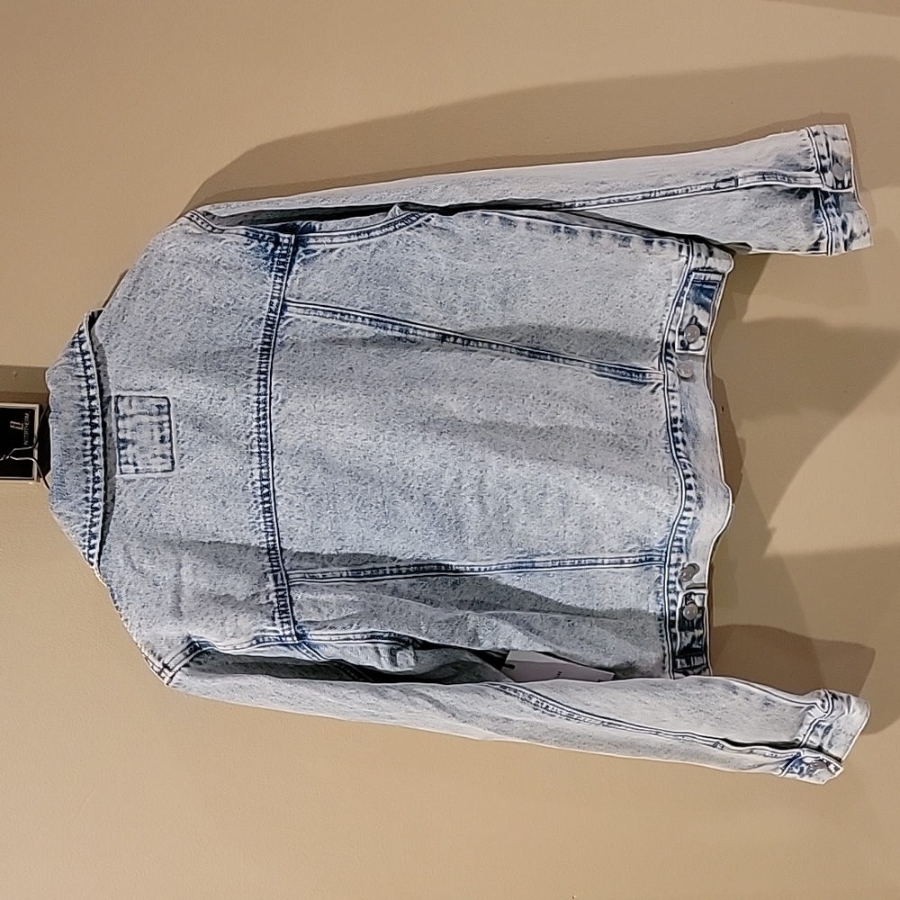 Jean Jacket - Picture 4 of 5